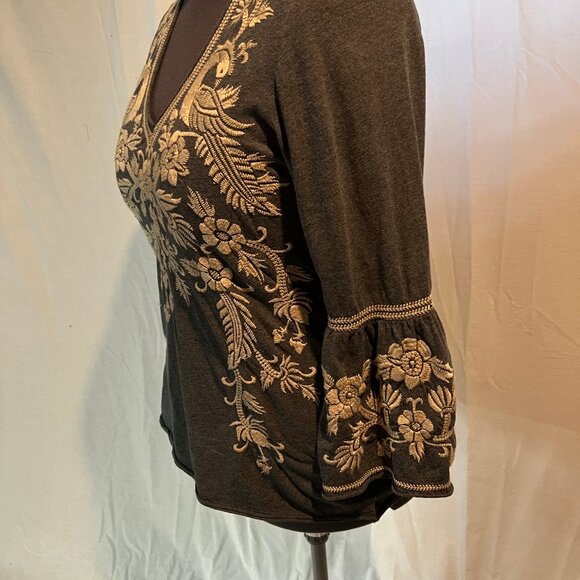 Johnny Was Gray and Cream Knit Top - Picture 2 of 4